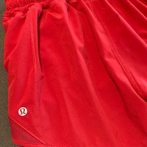 Lululemon shorts size 6